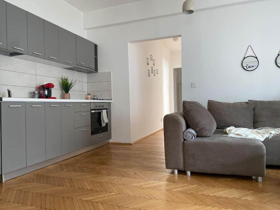 2 Bedroom Apartment With Terrace In City Center Bucareste Exterior foto
